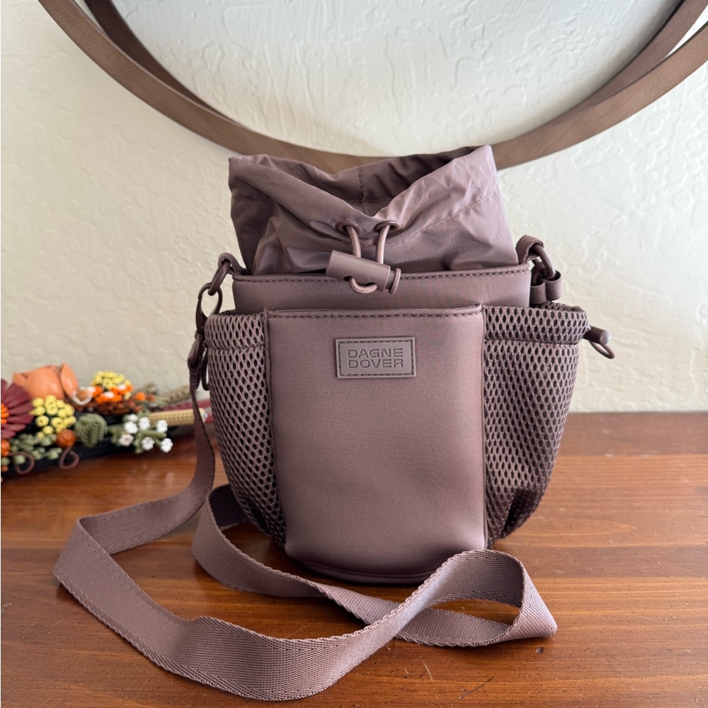 Dagne Dover Sloan Water Bottle Sling
